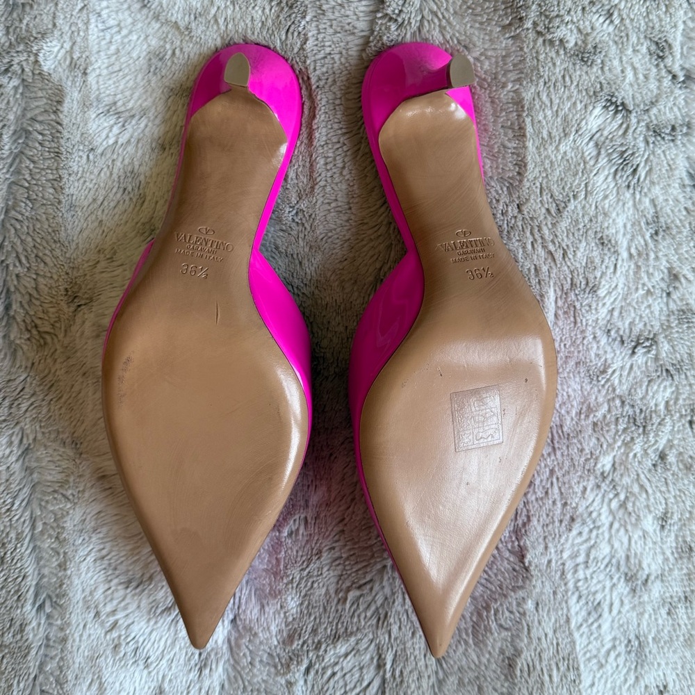 VALENTINO GARAVA Valentino One Stud 70
Patent Mule In Pink Size 36.5 - Picture 10 of 16